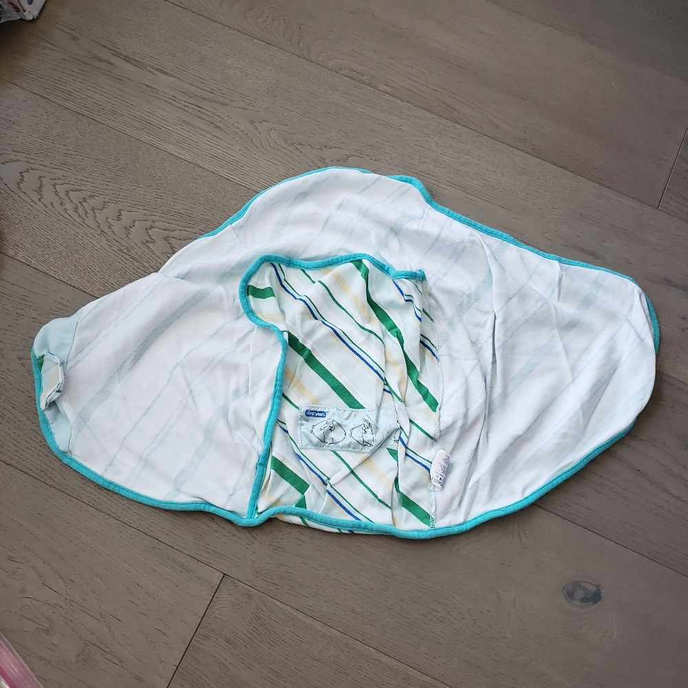 The First Years Swaddle Wrap Bundle + Infant Caps - Picture 6 of 11
